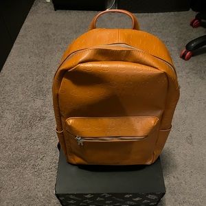 DR. ZODIAK MoonRock Leather Backpack